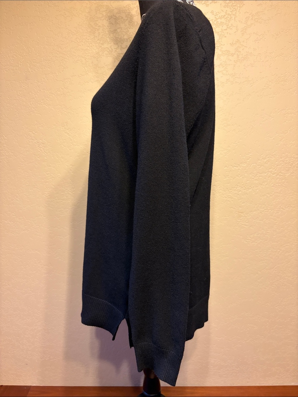 Karen Scott Black Crewneck Sweater with Center Seam